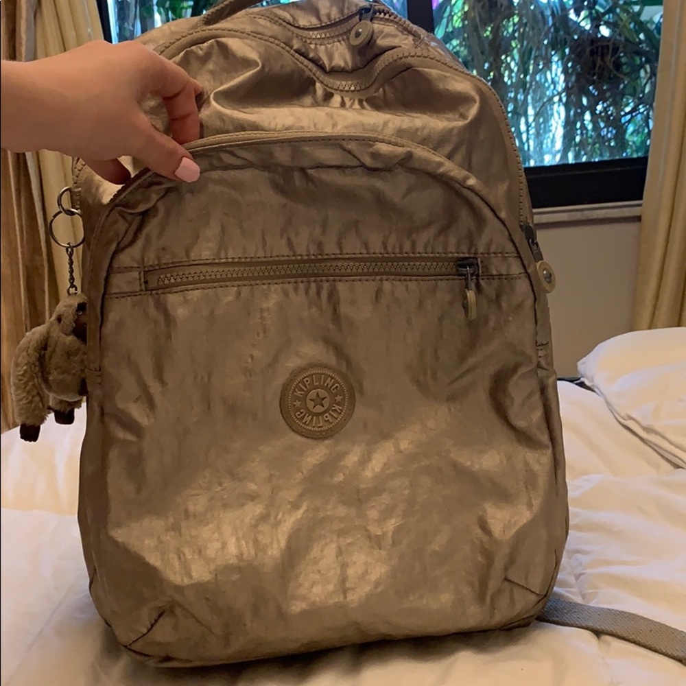 Kipling back pack ! - Picture 2 of 8
